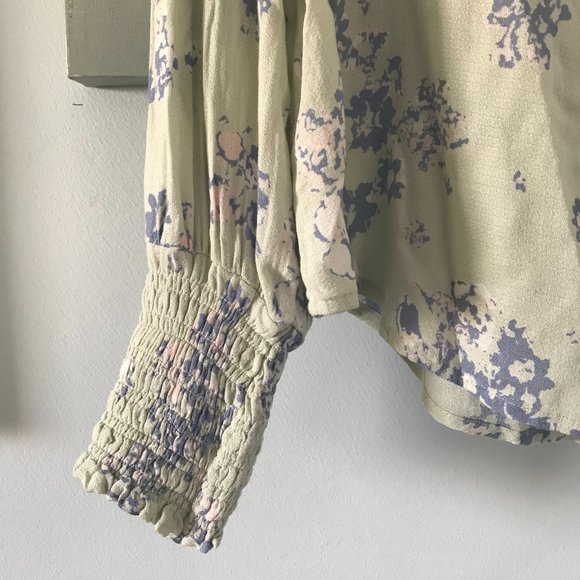 Lucky Brand Floral Blouse (NWT) - Picture 9 of 15